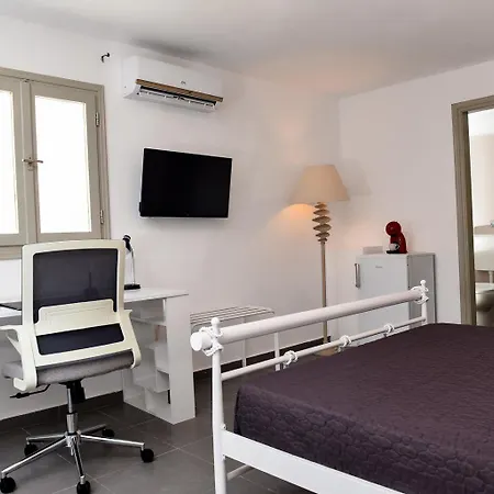 Mare Angelica Aparthotel Perivolos (Santorini)