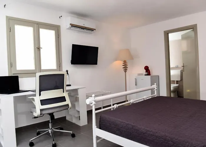 Mare Angelica Aparthotel Perivolos (Santorini)